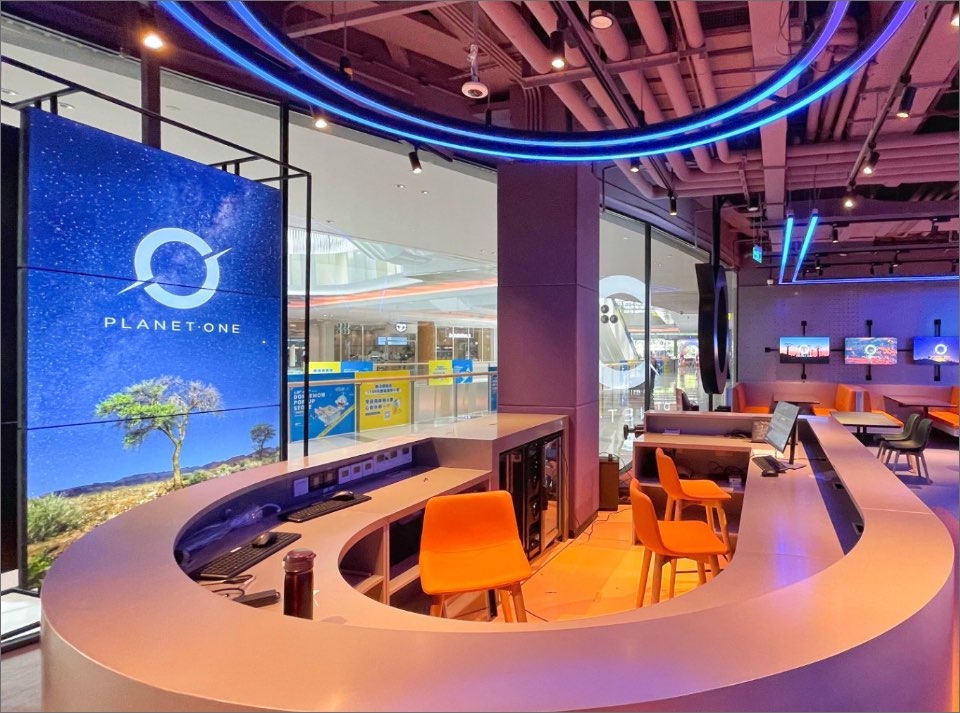 Planet One Shanghai | Broomx Technologies - Immersive Solutions